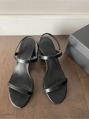 OAK + FORT Black Minimal Slingback Sandals